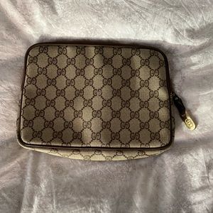 Vintage Gucci zipper make up bag